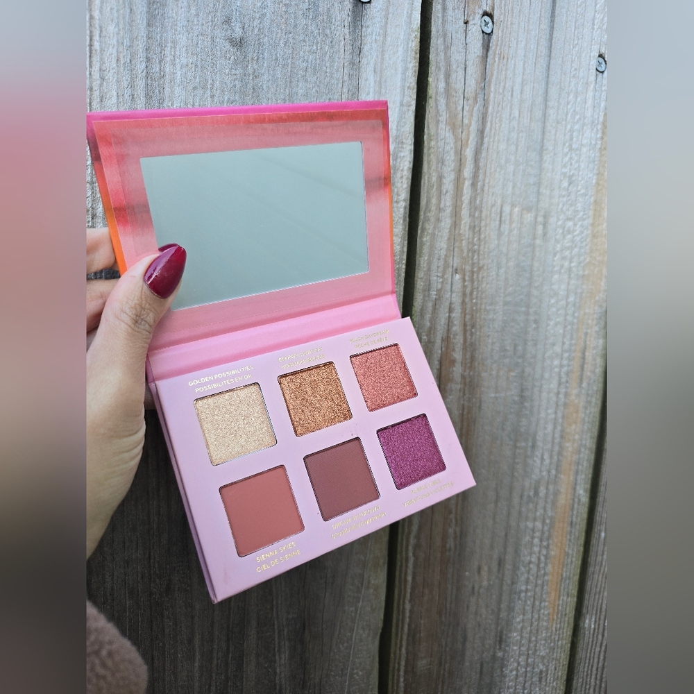 New Mary Kay Warm Hues Eyeshadow Palette